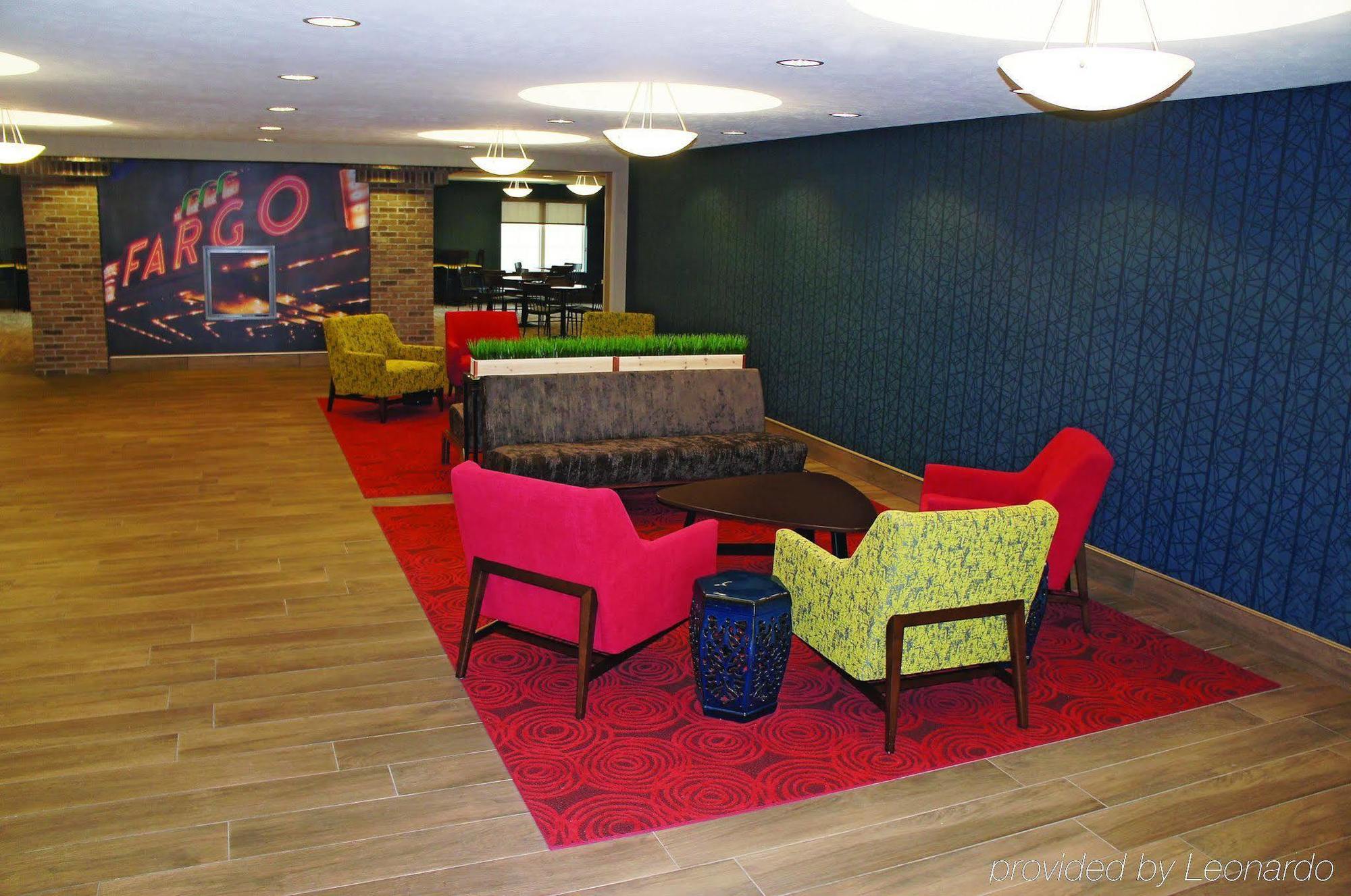 La Quinta By Wyndham Fargo-Medical Center Hotel Exterior foto